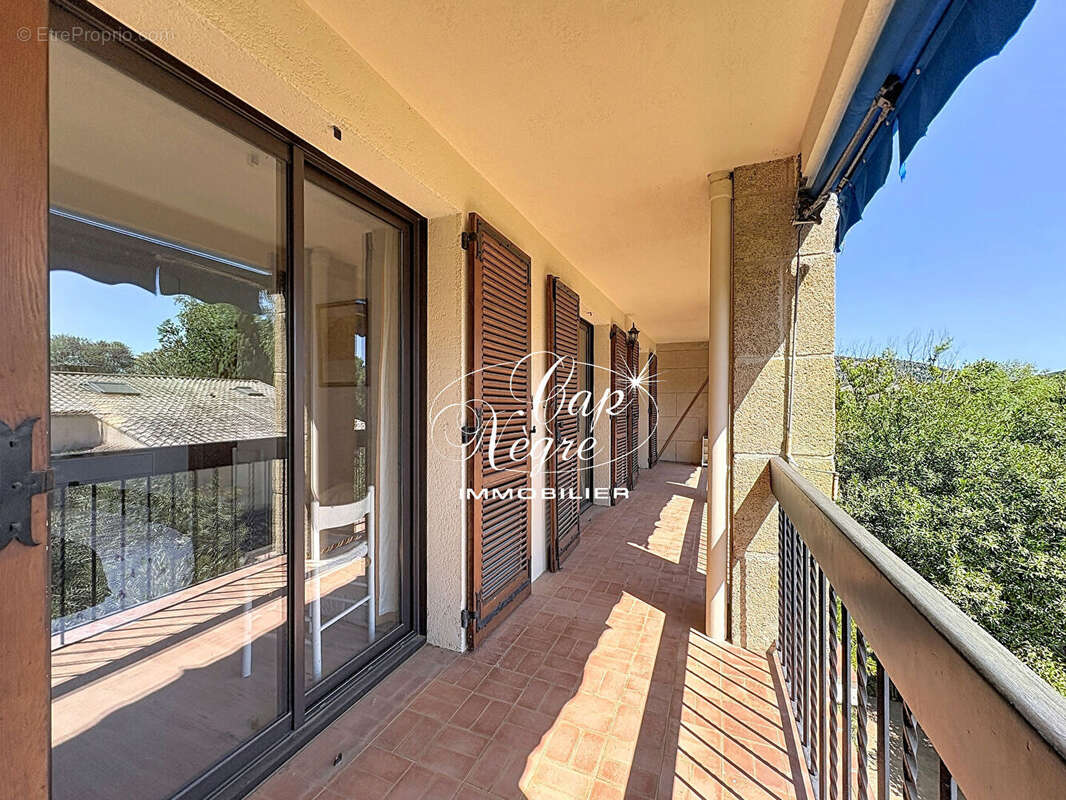 Appartement à LE LAVANDOU
