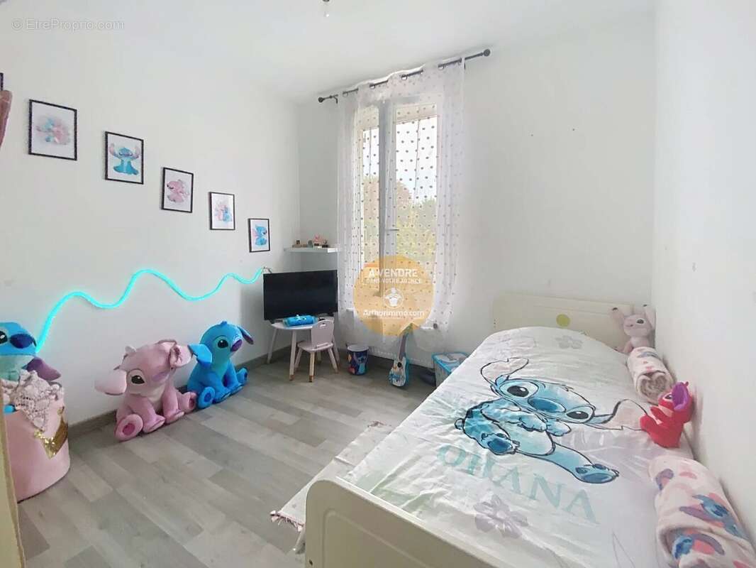 Maison à MONTATAIRE