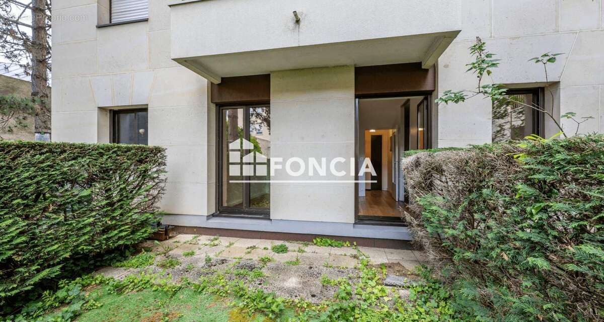 Appartement à BOURG-LA-REINE