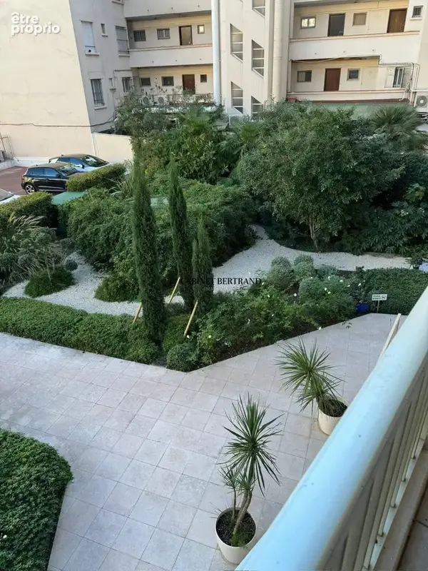 Appartement 3 pièces 67 m² à vendre à Cannes (06400) - photo 2