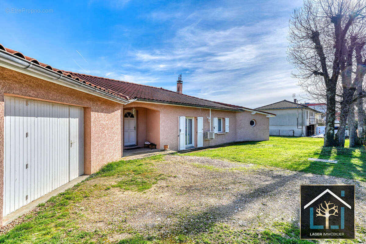 Maison à VILLARS-LES-DOMBES