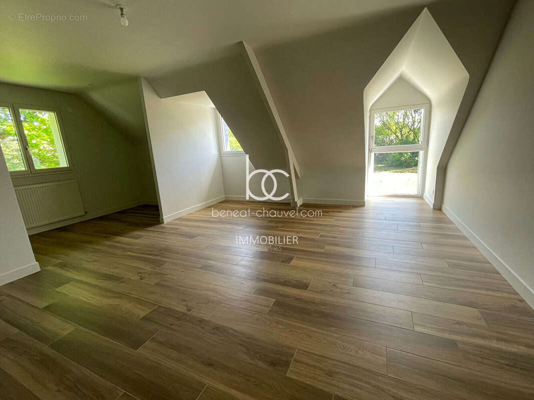 Propriété Saint Gildas De Rhuys 7 pièces - 230 m2 - Terrain de 1180 m2 - photo 13