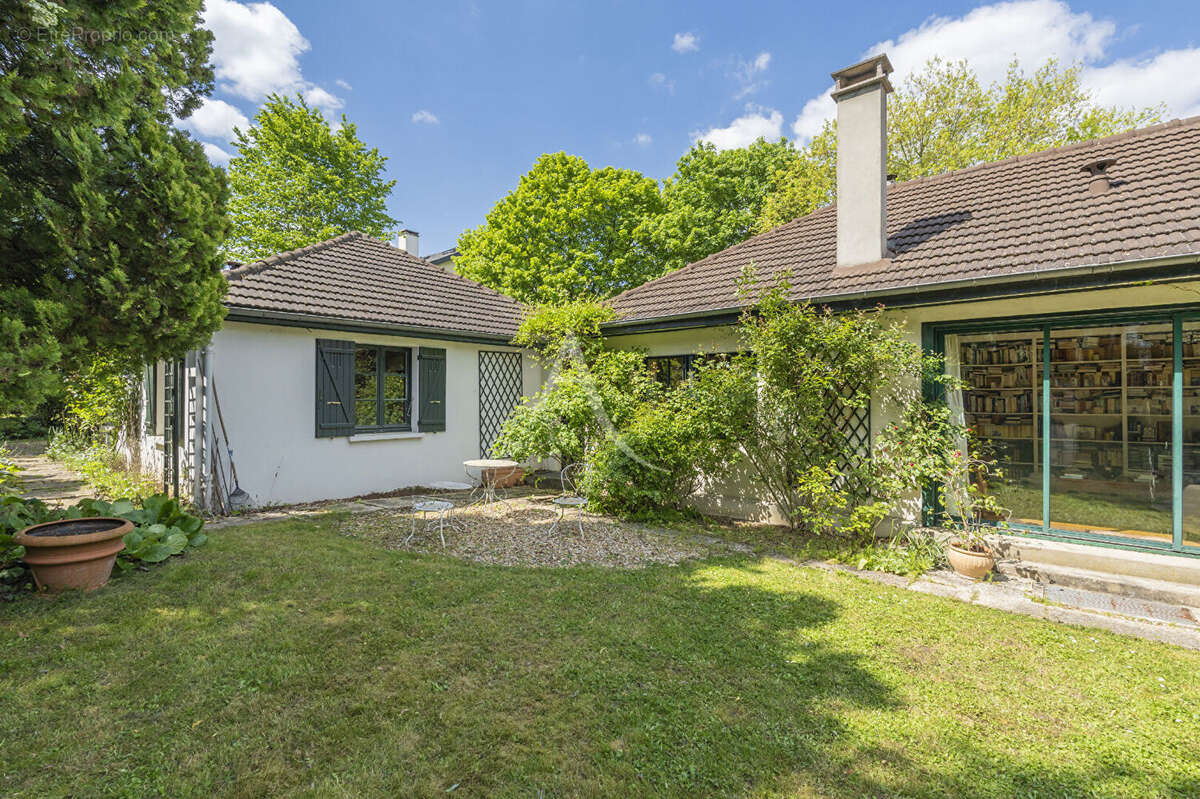 Maison Louveciennes 8 pièces 171 m2 - photo 4