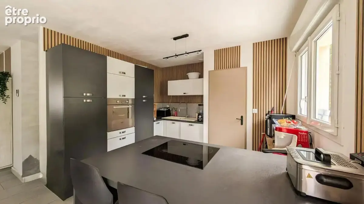 Plain-Pied 108 m², 4 chambres, garage et jardin 1500 m² - photo 6