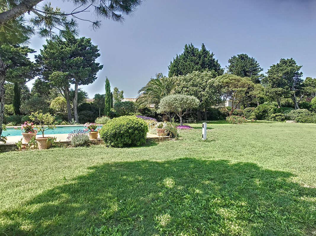 Maison à ROCHEFORT-DU-GARD