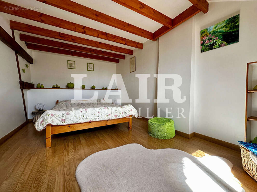 Maison à LE MELE-SUR-SARTHE