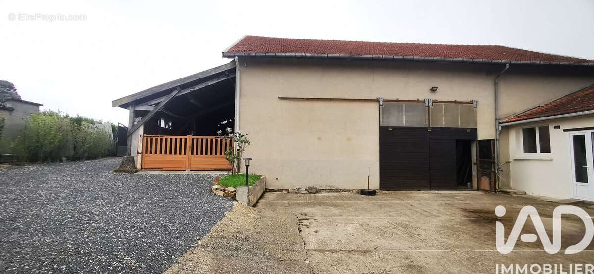 Photo 2 - Maison à CHARMONT