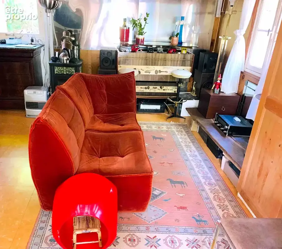 Chalet de 74m² à Saint-Chéron - photo 4