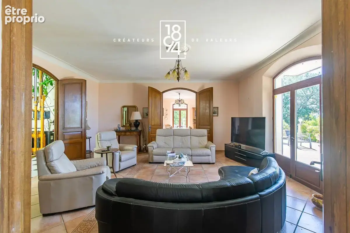 À vendre I Sud Luberon I Propriété I 1060m² - photo 10