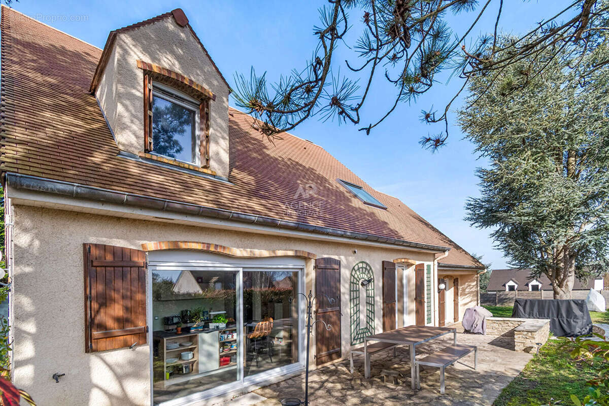 Maison à CHAMBOURCY