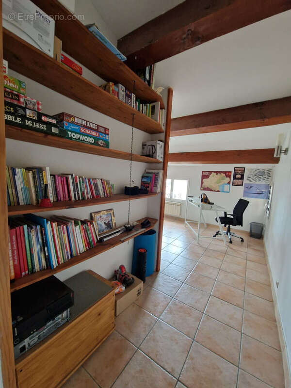 Maison à MOUSSAN