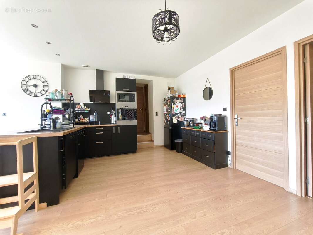Appartement 116 m² à Bouxieres-Aux-Dames  - photo 2