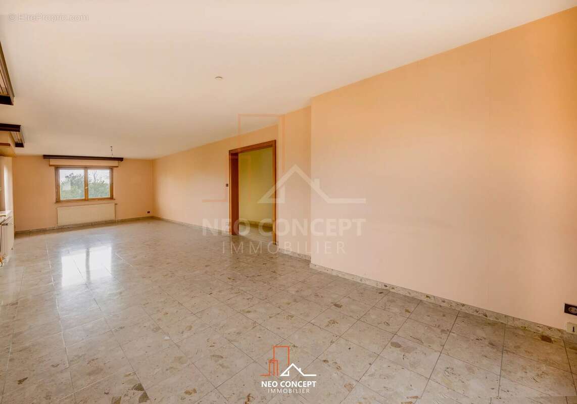 Appartement à MOMMENHEIM