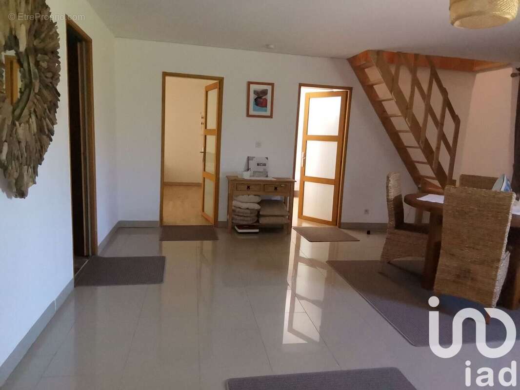 Photo 6 - Maison à LE PONT-CHRETIEN-CHABENET