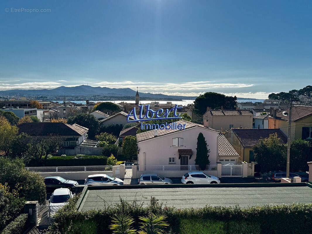 Appartement à SANARY-SUR-MER