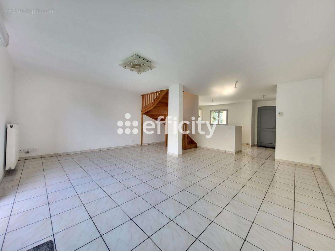 Maison 104 m² à Oullins  - photo 4