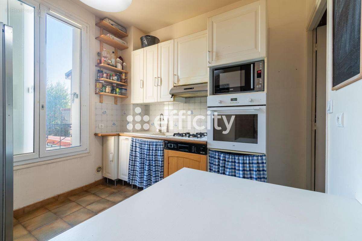 Maison à VILLENEUVE-LE-ROI