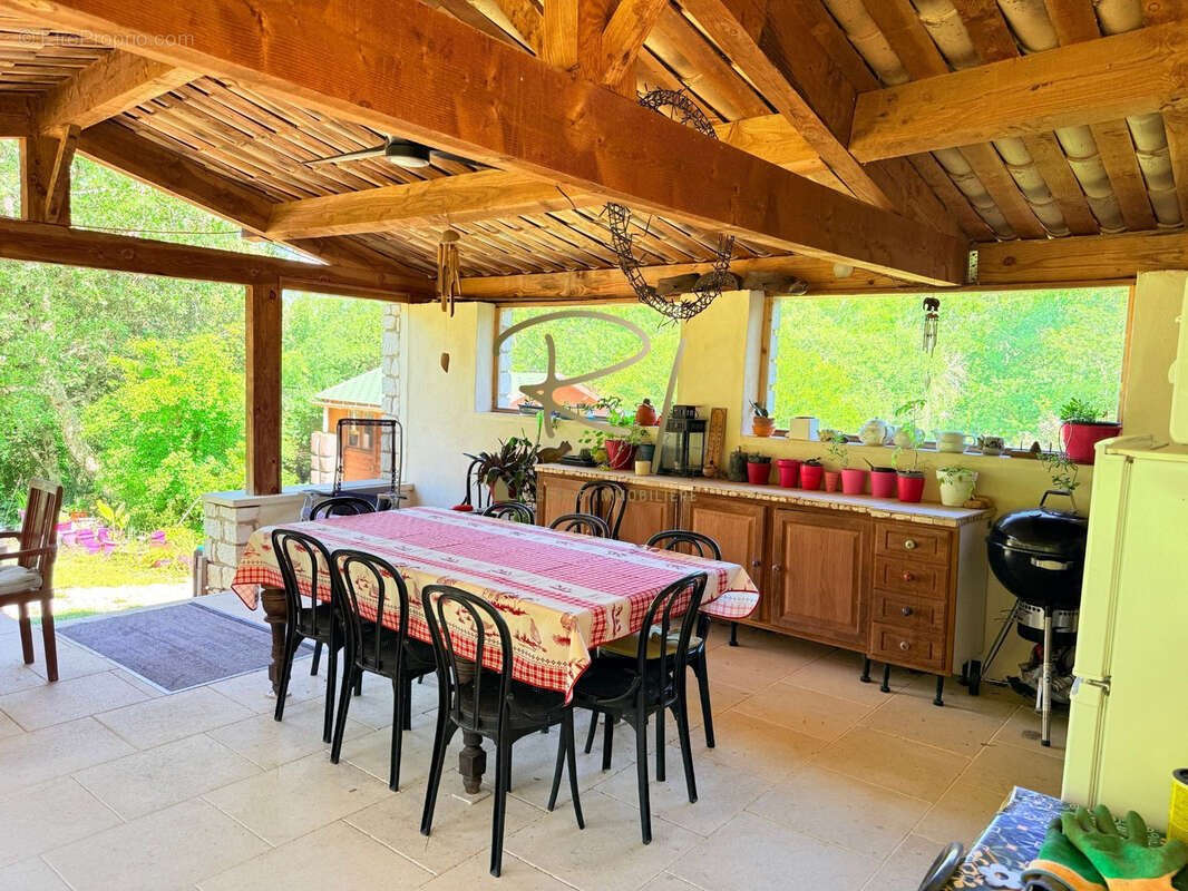 Maison à BARJAC
