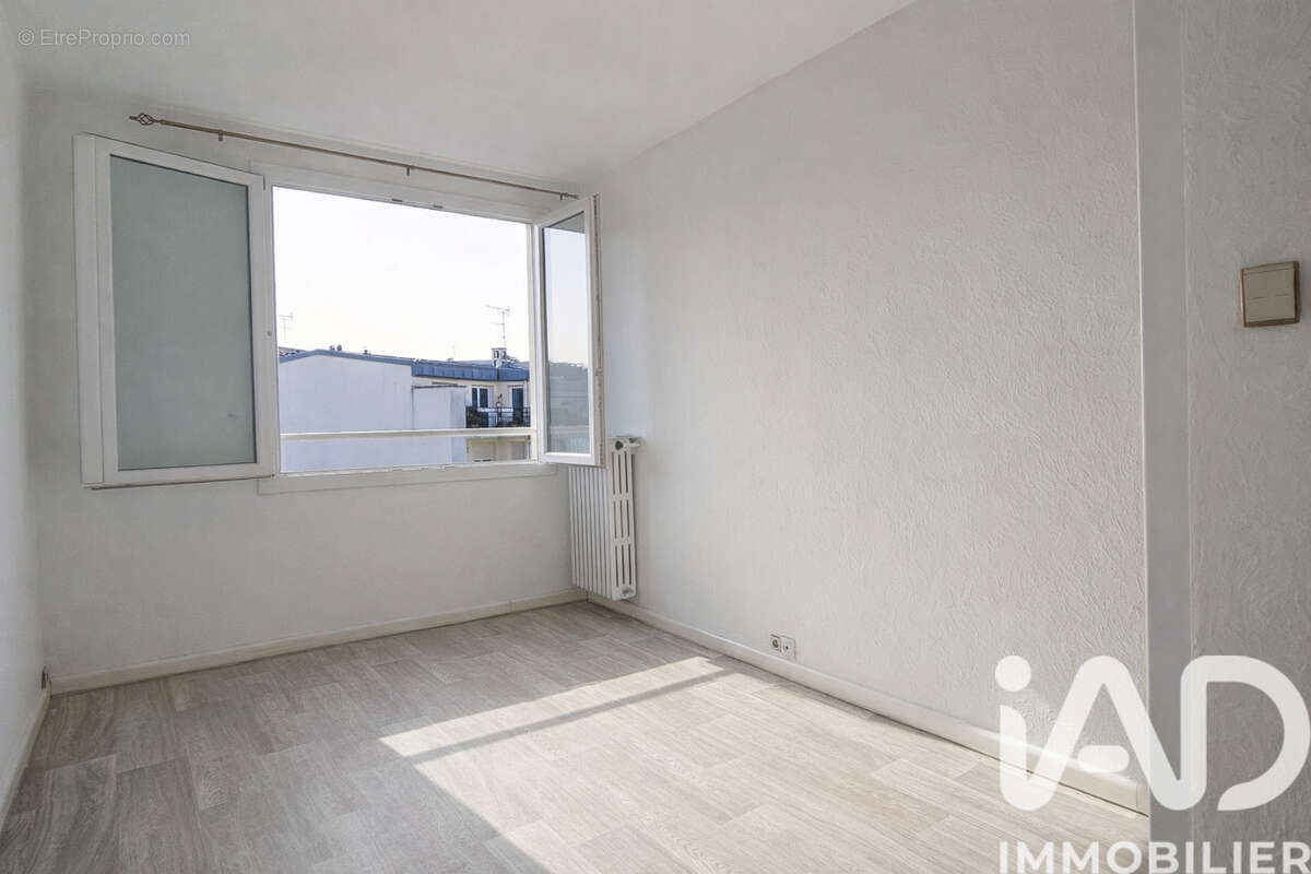 Photo 8 - Appartement à ISSY-LES-MOULINEAUX