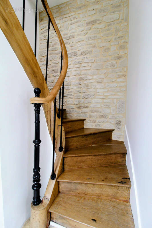 Maison à HOUDAN