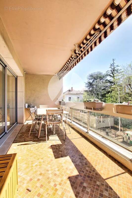 Appartement à LYON-3E