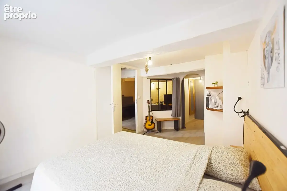 Toulon (83) - emplacement ideal centre ville – appartement 2 pieces de 51 m² plein de charme et de cachet - investissement ou re - photo 6