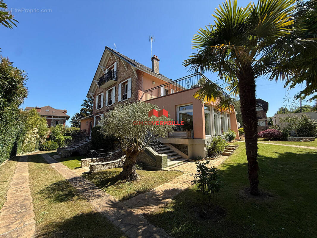 Maison à BOUGIVAL