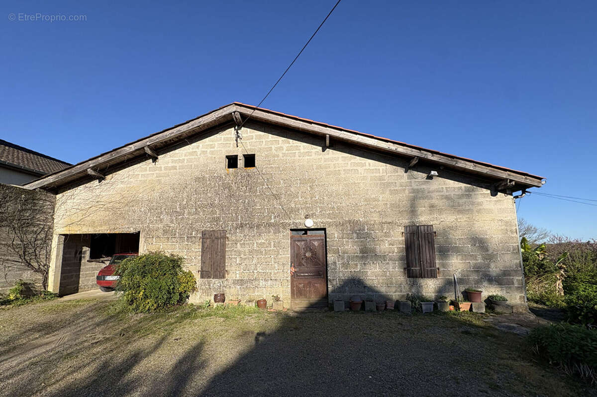 Maison à HAGETMAU