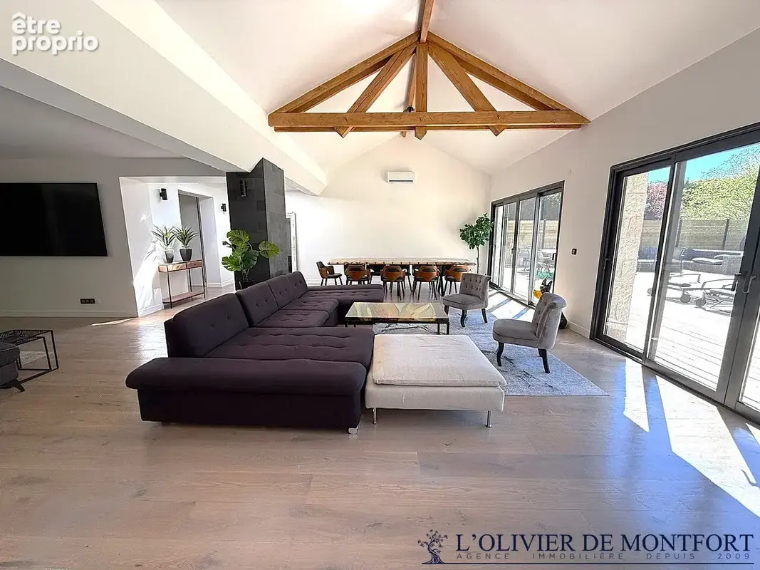 Maison contemporaine de 308 m² au sol - photo 6