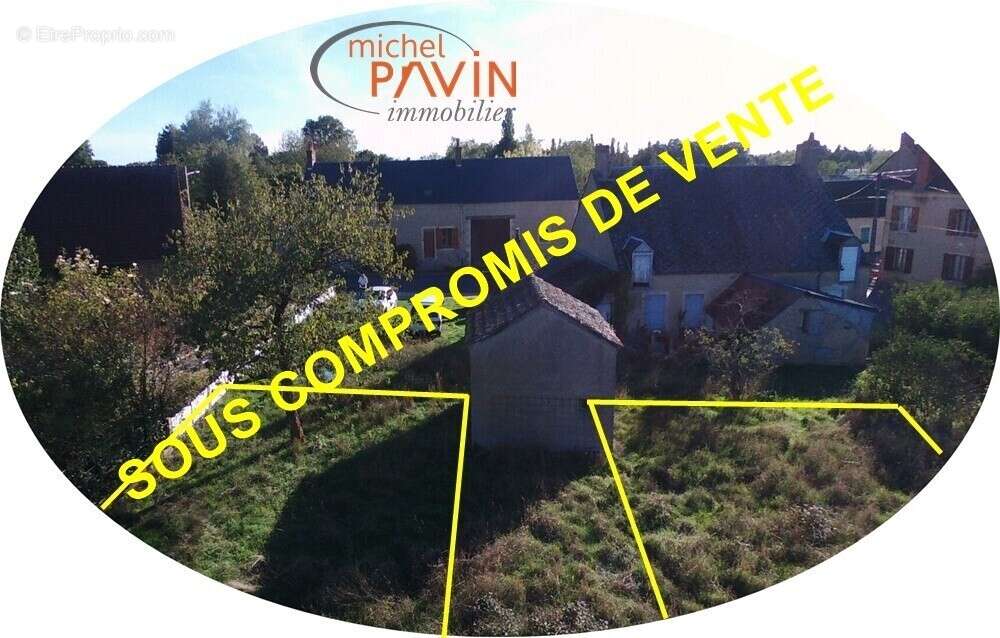 Terrain à LA GUERCHE-SUR-L'AUBOIS
