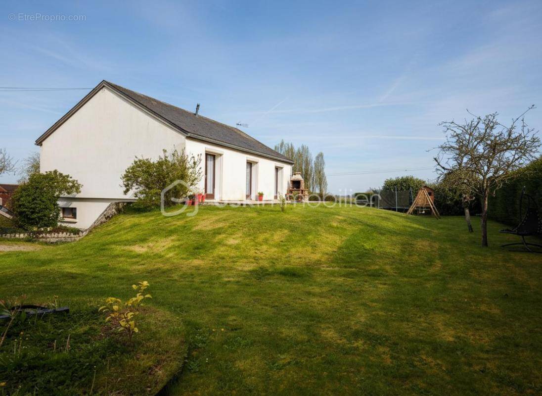 Maison 3 chambres – Terrain 1 455 m² - photo 1