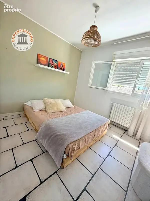 Vitrolles - Maison T5 avec piscine et garage - photo 11