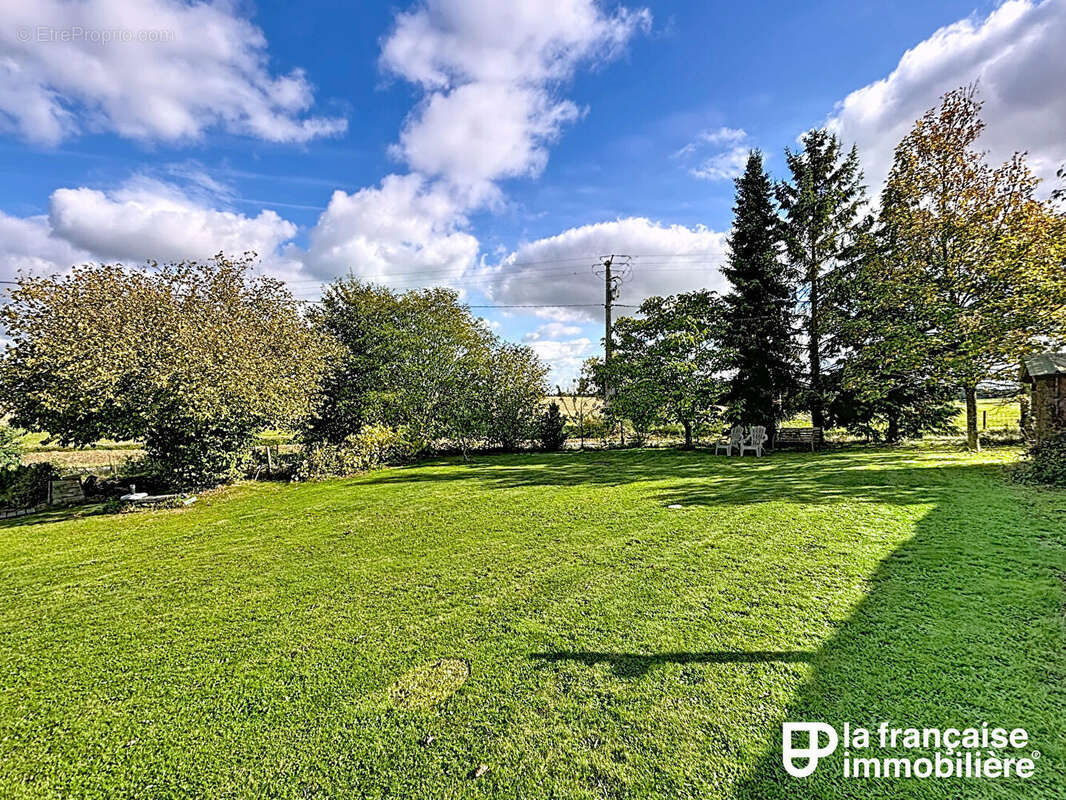 Maison à PIRE-SUR-SEICHE