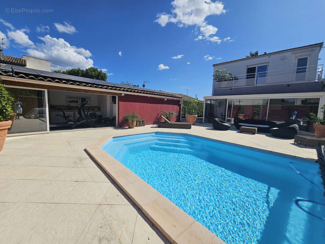 Grande maison composée de 2 appartements - 34400 - Lunel - photo 6