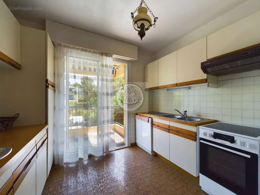 Appartement à SAINT-RAPHAEL