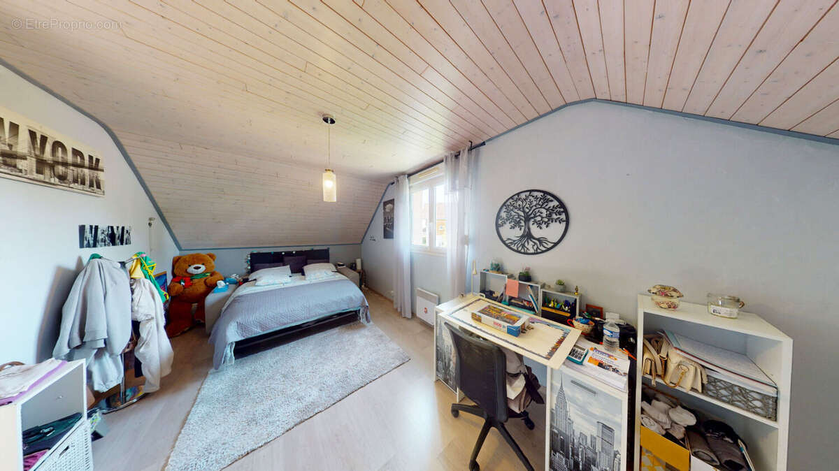 Maison à LES ECORCES