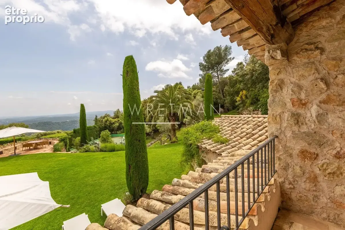 Maison en pierre authentique de Robert Dallas avec vue sur la mer et un court de tennis – Tourrettes-sur-Loup - photo 20