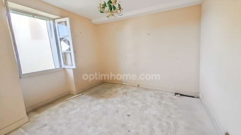 Maison à SAINT-MESMIN