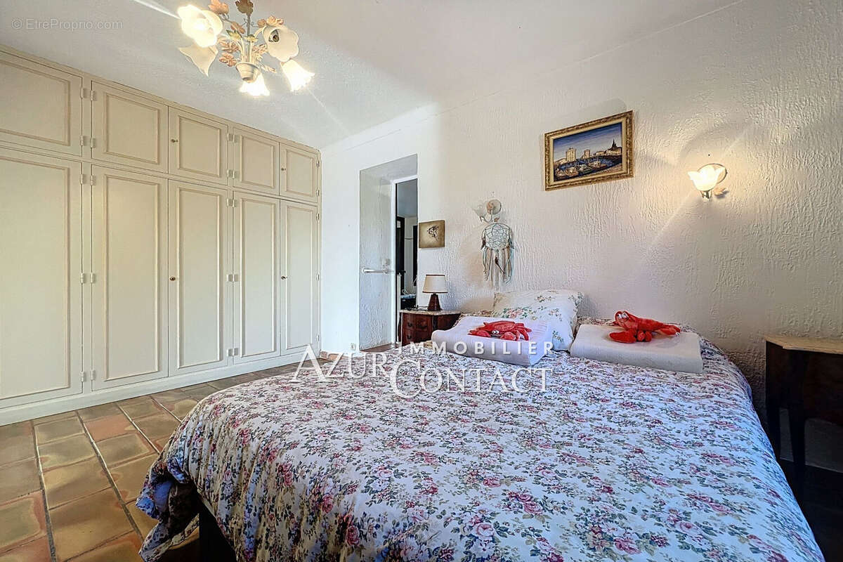 Maison à MOUGINS