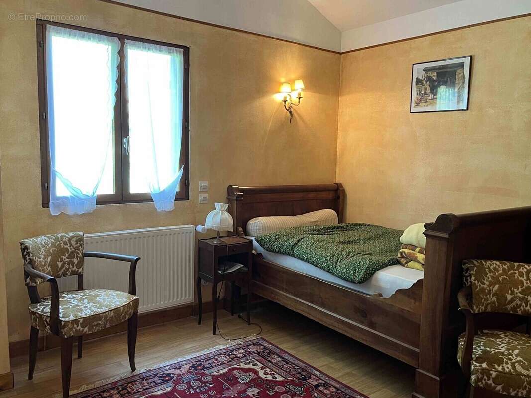 Maison à MONTPONT-EN-BRESSE