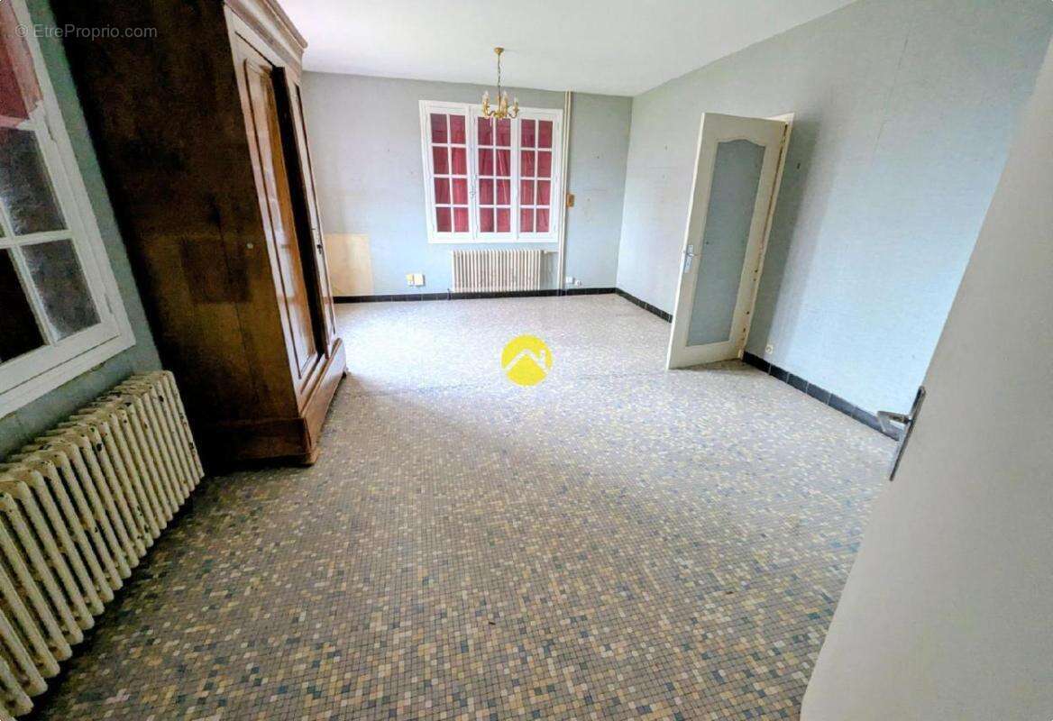 Maison à BAUGY