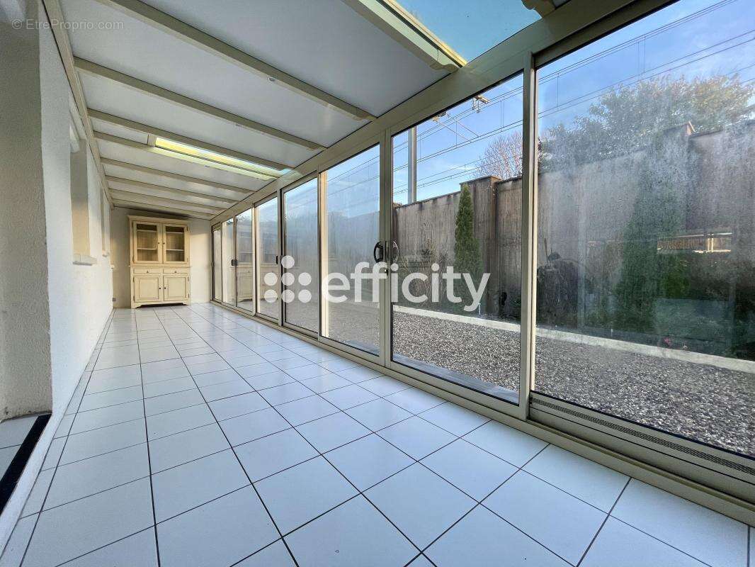 Maison à BLANQUEFORT