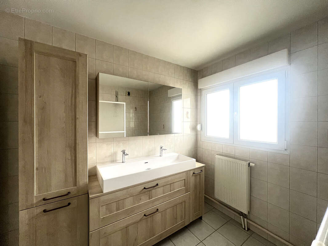 Appartement à HERICOURT