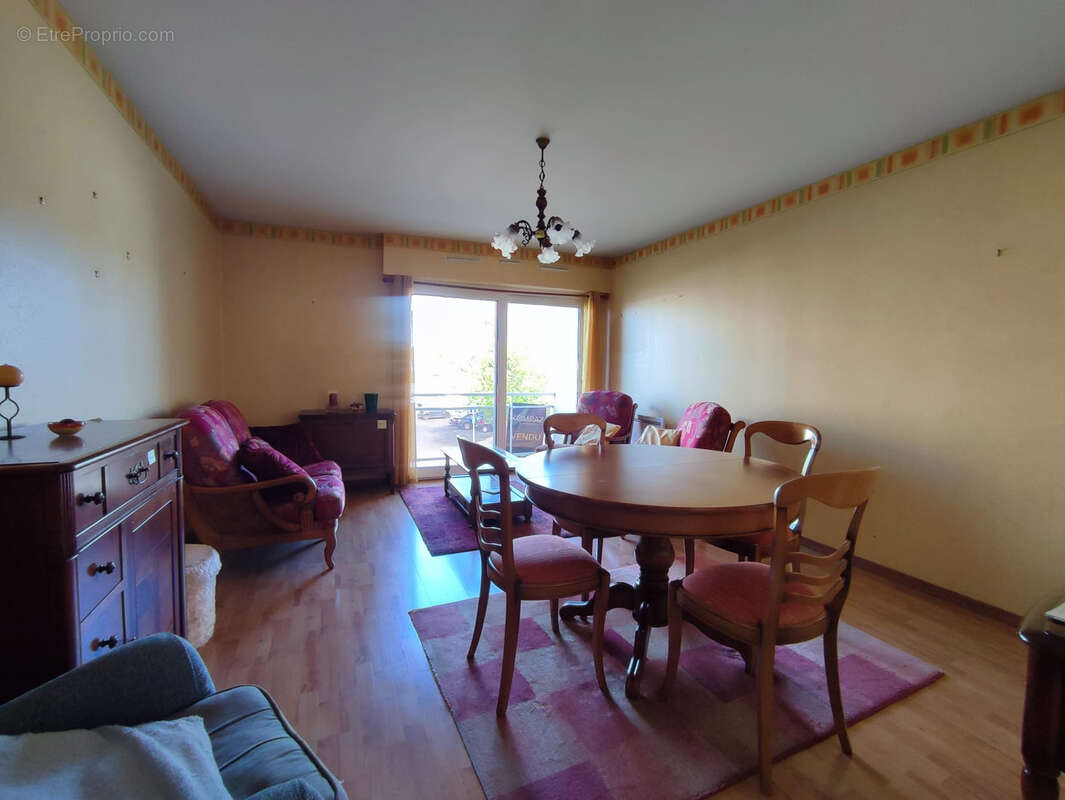 Appartement à LAMBALLE