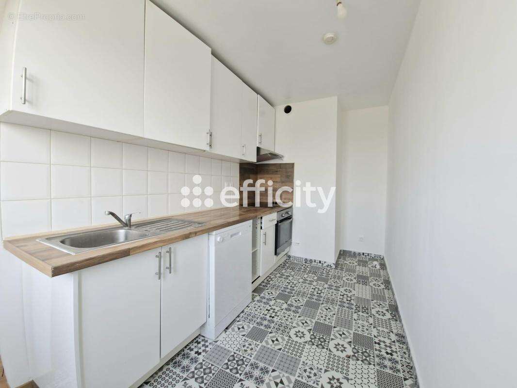 Appartement à BONDY