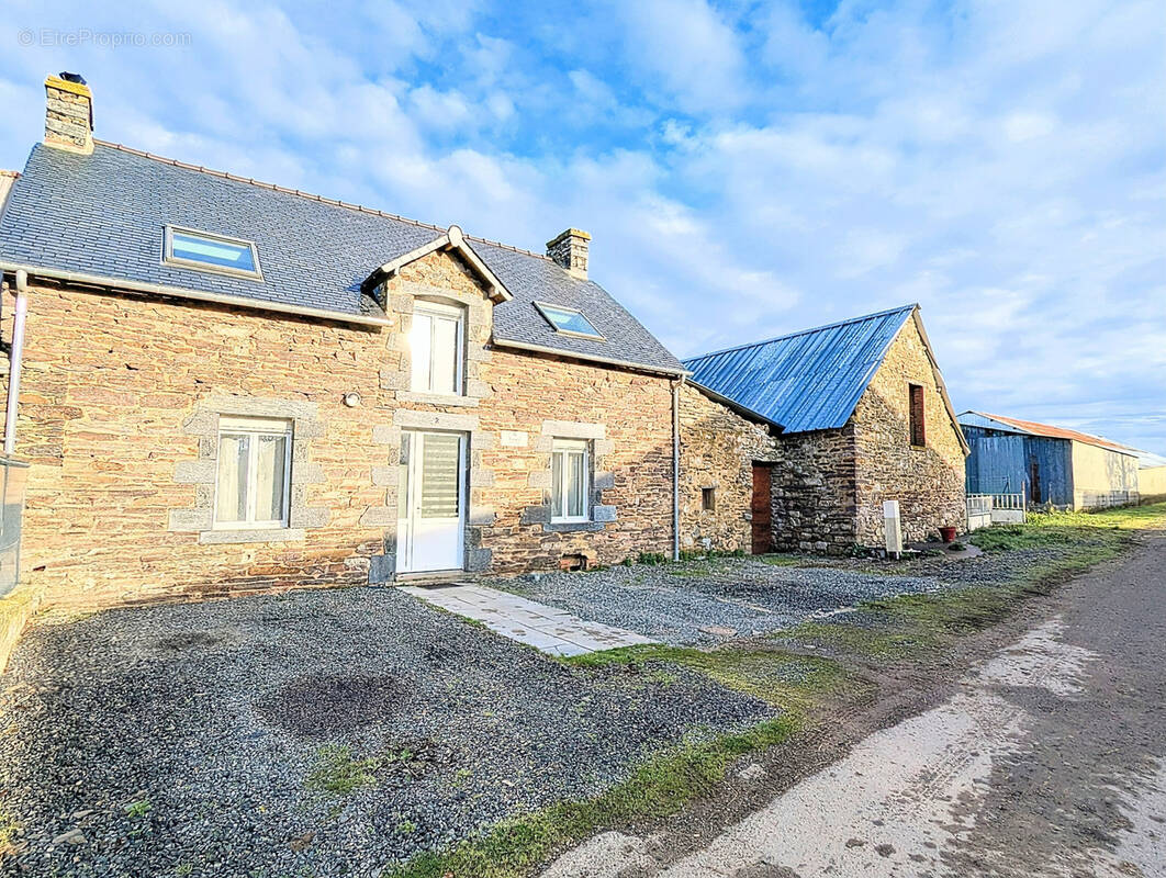 Maison à COMBLESSAC