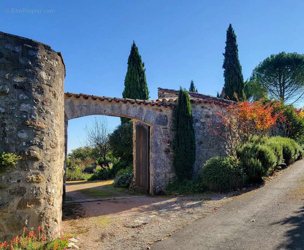 Maison à CORDES-SUR-CIEL