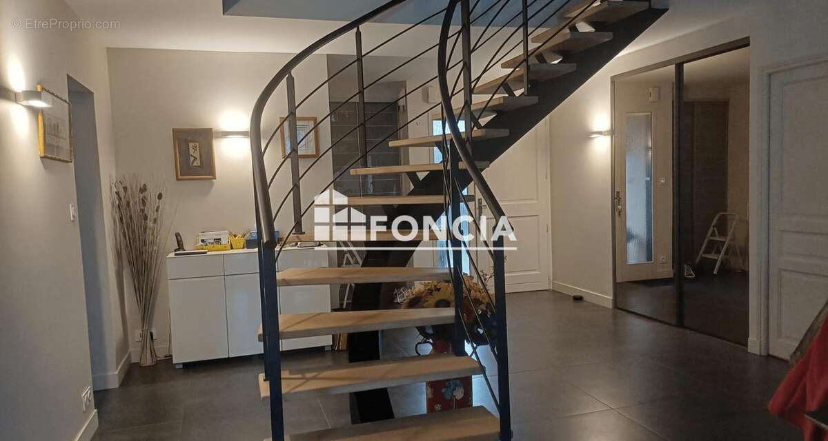 Maison à CHARTRES-DE-BRETAGNE