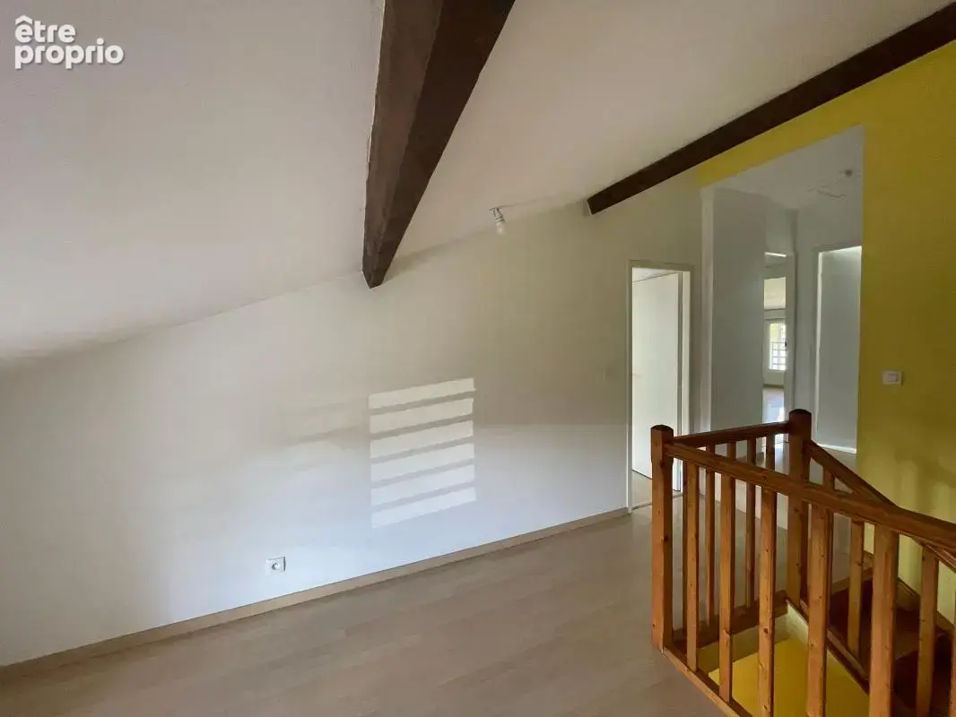Appartement T4 et 2 stationnements - photo 10