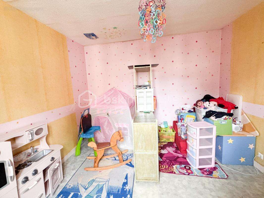 Maison à LE BOURGNEUF-LA-FORET